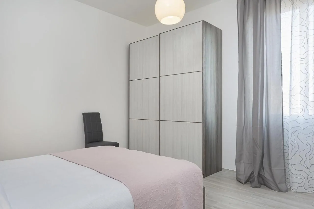 Contemporary Apartment In Sturla By Wonderful Italy Genoa Italy